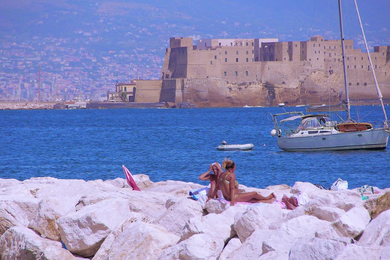 Grande & Caratteristico Dietro La Cattedrale Napoli Exterior foto